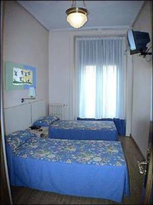 фото отеля Hostal Santa Cruz