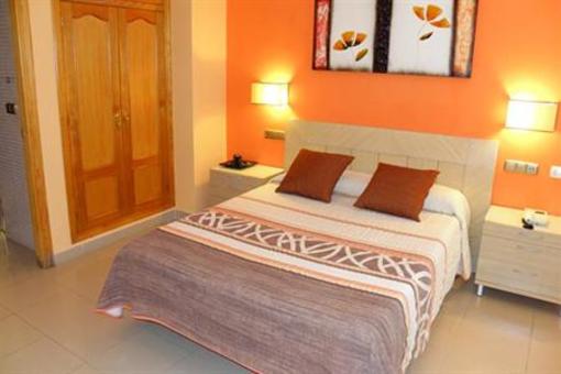 фото отеля Noguera Hostel Alfaz del Pi