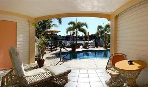 фото отеля Manatee Bay Inn
