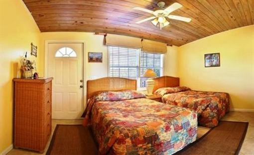фото отеля Manatee Bay Inn