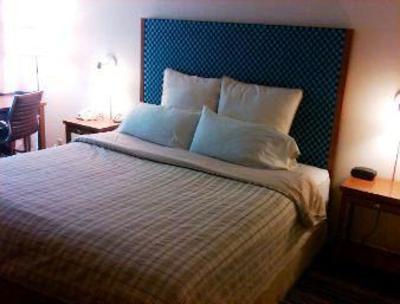 фото отеля Days Hotel Allentown Bethlehem Airport