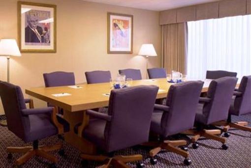 фото отеля Days Hotel Allentown Bethlehem Airport