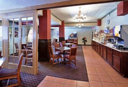фото отеля Holiday Inn Express El Paso - Central