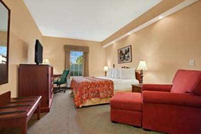 фото отеля Baymont Inn & Suites Lafayette Airport