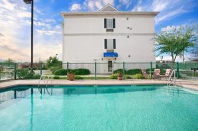 фото отеля Baymont Inn & Suites Lafayette Airport