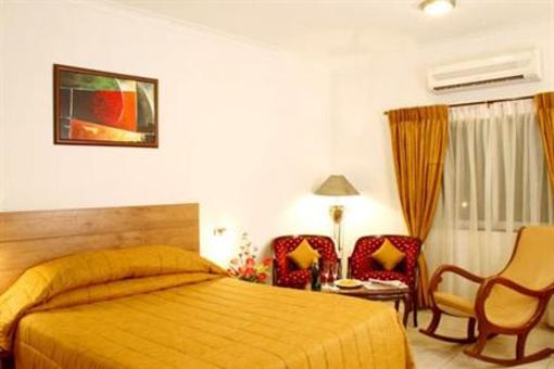 фото отеля Grand Pavilion Hotel