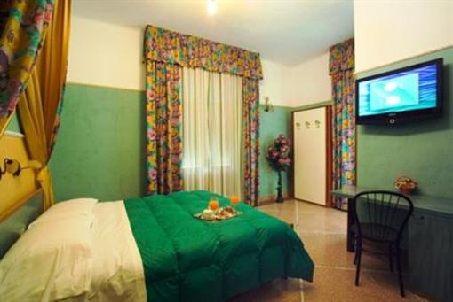 фото отеля Hotel Roseto Pisa