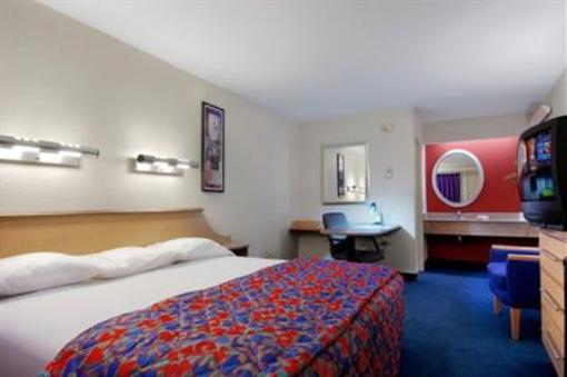 фото отеля Red Roof Inn Durham Triangle Park