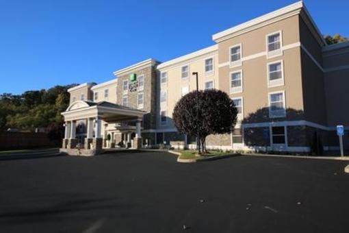 фото отеля Holiday Inn Express & Suites Danbury