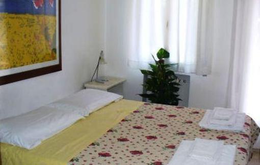 фото отеля Casa Rosa Bed & Breakfast Treviso