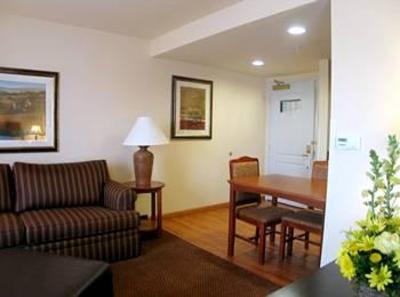 фото отеля Homewood Suites Fairfield-Napa Valley Area
