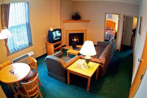 фото отеля BEST WESTERN Revere Inn & Suites