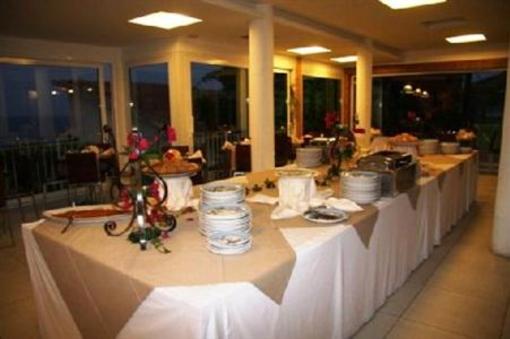 фото отеля Vime Villa Ridente Club Resort Gioiosa Marea