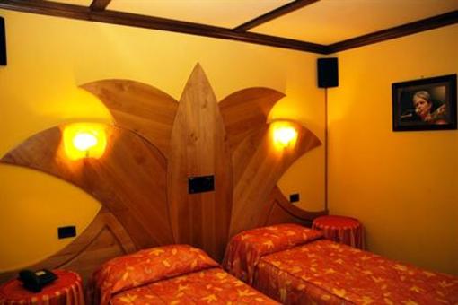 фото отеля Hotel California Ayas