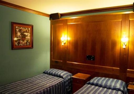 фото отеля Hotel California Ayas