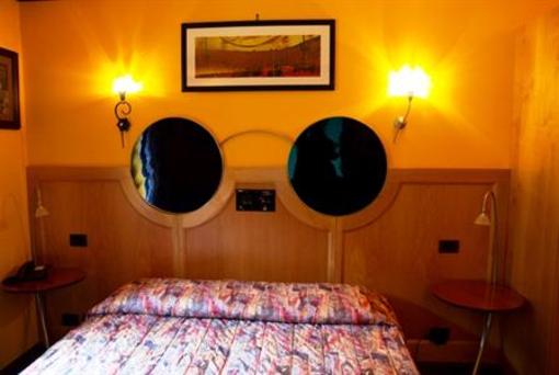 фото отеля Hotel California Ayas