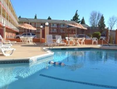 фото отеля Days Inn & Suites Fountain Valley Huntington Beach