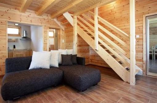 фото отеля Family Panzio Es Apartman Hazak