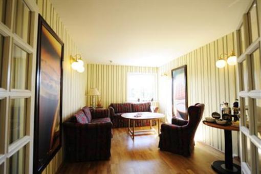 фото отеля Lilland Hotel