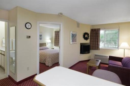 фото отеля Homestead Studio Suites Raleigh / Northeast