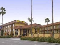 Super 8 Anaheim Disneyland Drive