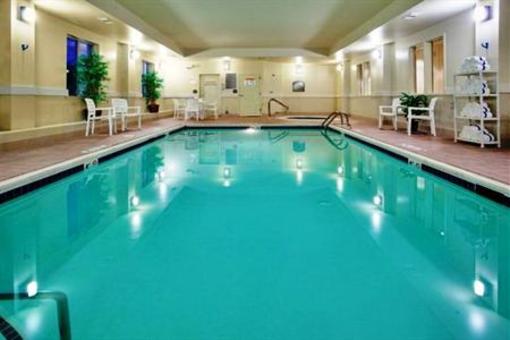 фото отеля Holiday Inn Express Hotel & Suites Chambersburg