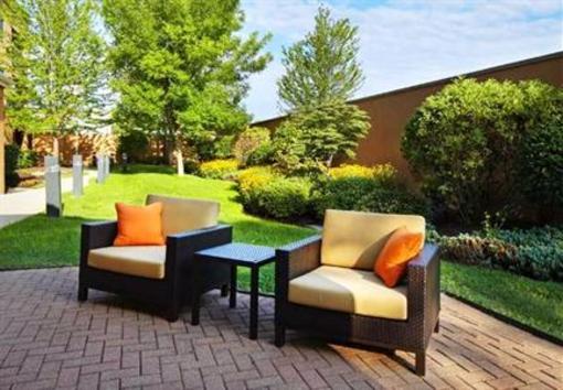 фото отеля Courtyard by Marriott Cleveland Willoughby