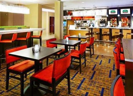фото отеля Courtyard by Marriott Cleveland Willoughby