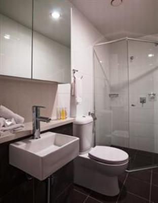 фото отеля Meriton Serviced Apartments Southport