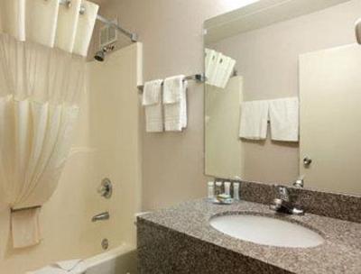 фото отеля Travelodge Cincinnati South Florence