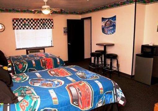 фото отеля Econo Lodge Madison