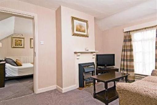 фото отеля Gunton Hall Resort