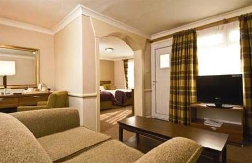 фото отеля Gunton Hall Resort