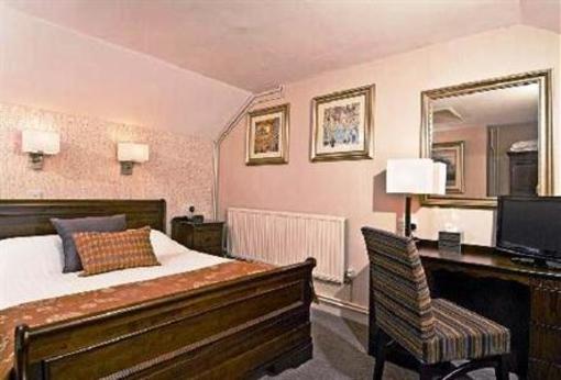 фото отеля Gunton Hall Resort