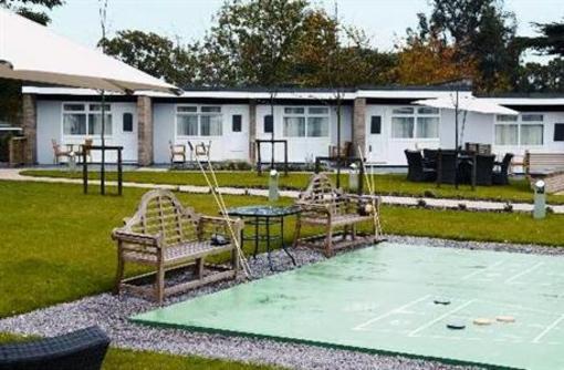 фото отеля Gunton Hall Resort