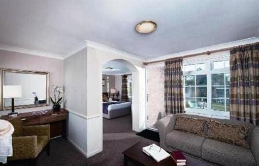 фото отеля Gunton Hall Resort
