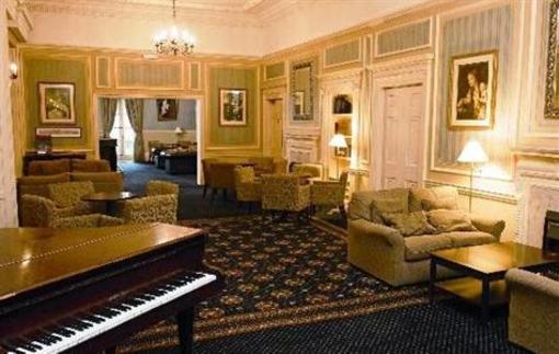 фото отеля Gunton Hall Resort