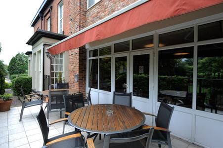 фото отеля Best Western Pinewood on Wilmslow