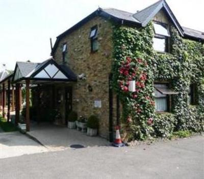 фото отеля Cottage Guest House Hounslow London