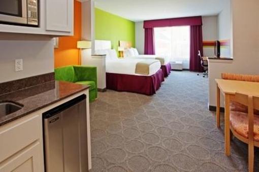 фото отеля Holiday Inn Express Hotel & Suites Clute Southwest