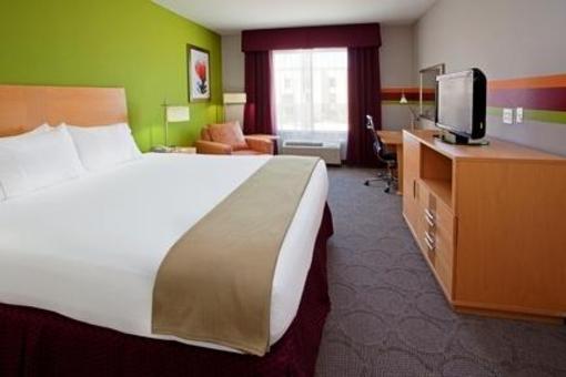фото отеля Holiday Inn Express Hotel & Suites Clute Southwest