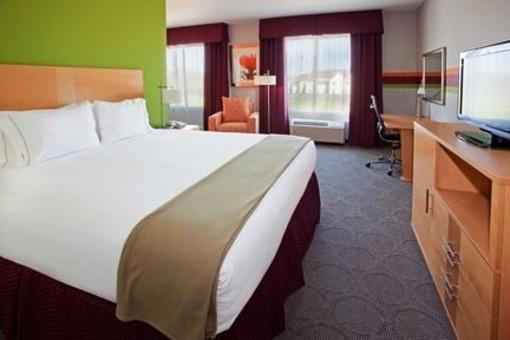 фото отеля Holiday Inn Express Hotel & Suites Clute Southwest