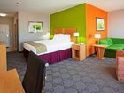 фото отеля Holiday Inn Express Hotel & Suites Clute Southwest
