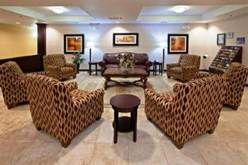 фото отеля Holiday Inn Express Hotel & Suites Shelbyville - Indianapolis