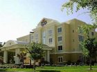 фото отеля Holiday Inn Express Hotel & Suites Shelbyville - Indianapolis