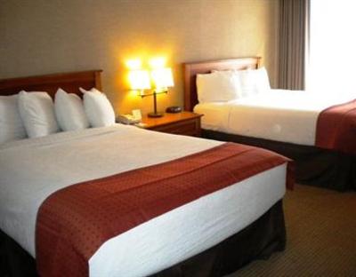 фото отеля Holiday Inn Select Denver - Cherry Creek