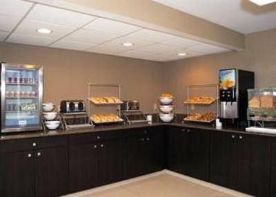 фото отеля Comfort Inn & Suites Wolf Road