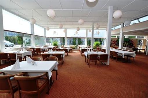 фото отеля Hotel La Tour