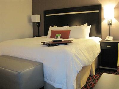 фото отеля Hampton Inn by Hilton Fort Saskatchewan