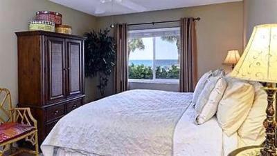 фото отеля Beach Place and Sand Dollar Guesthouse